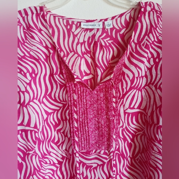Susan Graver Size Large Top - Picture 2 of 8